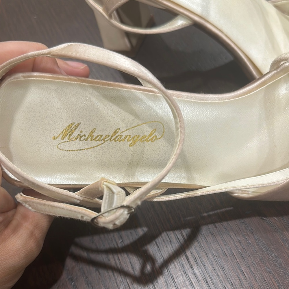 Michaelangelo Cream Heels with Ankle Straps - Picture 2 of 6